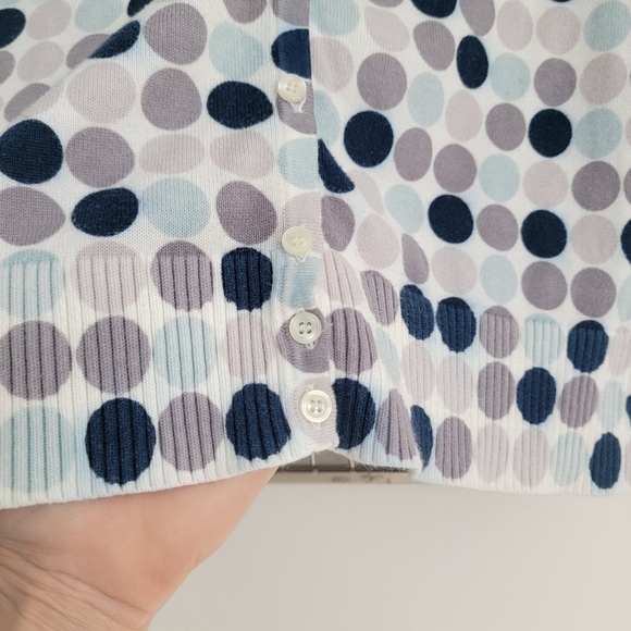 Ann Taylor Blue Gray White Circle Polka Dot Cardigan Sweater Petite Medium - Picture 6 of 13